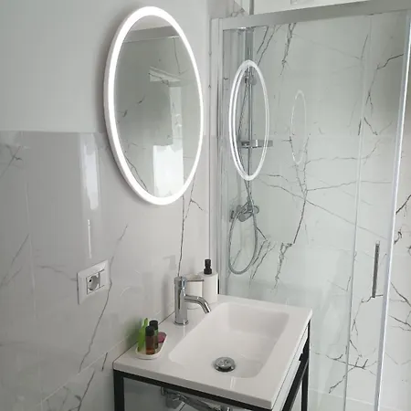 Affittacamere Corso Matteotti 162 - 3*